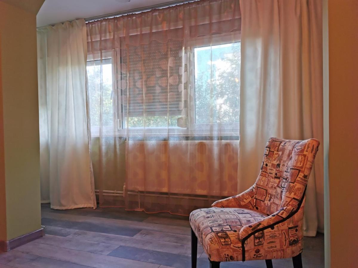 Chic Apartment Brăila Екстериор снимка