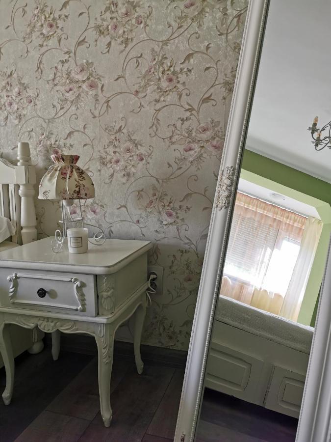 Chic Apartment Brăila Екстериор снимка